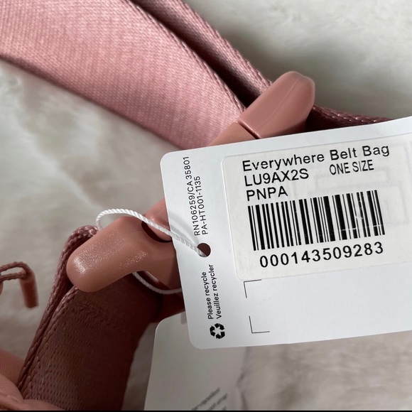 NWT Lululemon Belt Bag 😊 - Picture 4 of 6